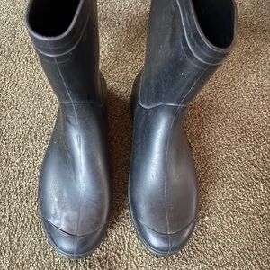 Capelli Women’s Black Waterproof Boots mid calf